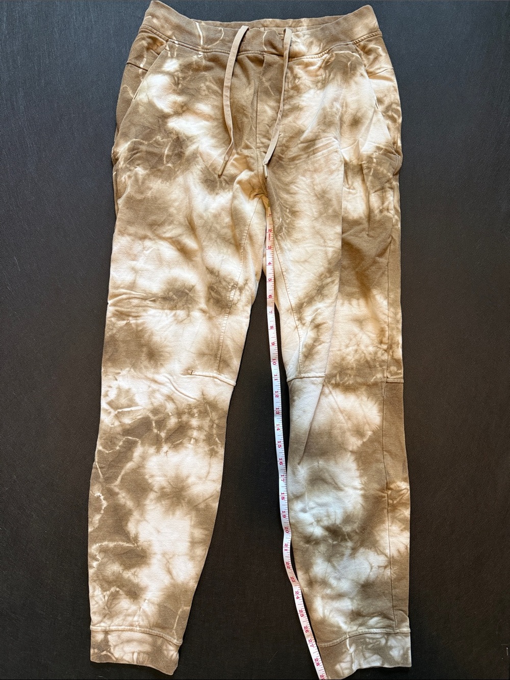 lululemon athletica Kids Tie-Dye Jogger Sweatpants in Brown and Cream